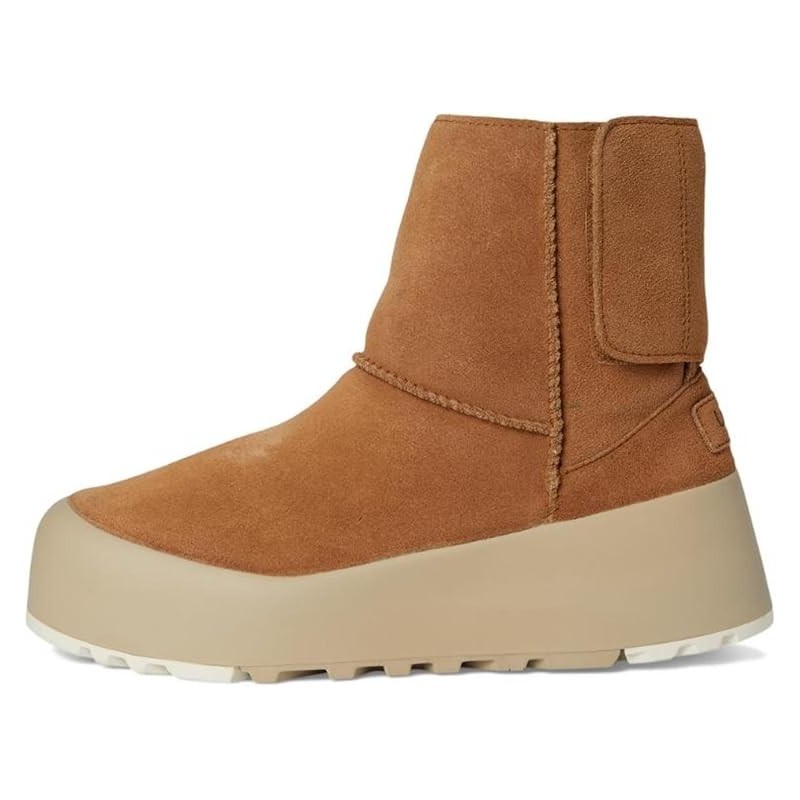 Bottes UGG Classic Streetscape Ligne Stylée Confortable Élégante